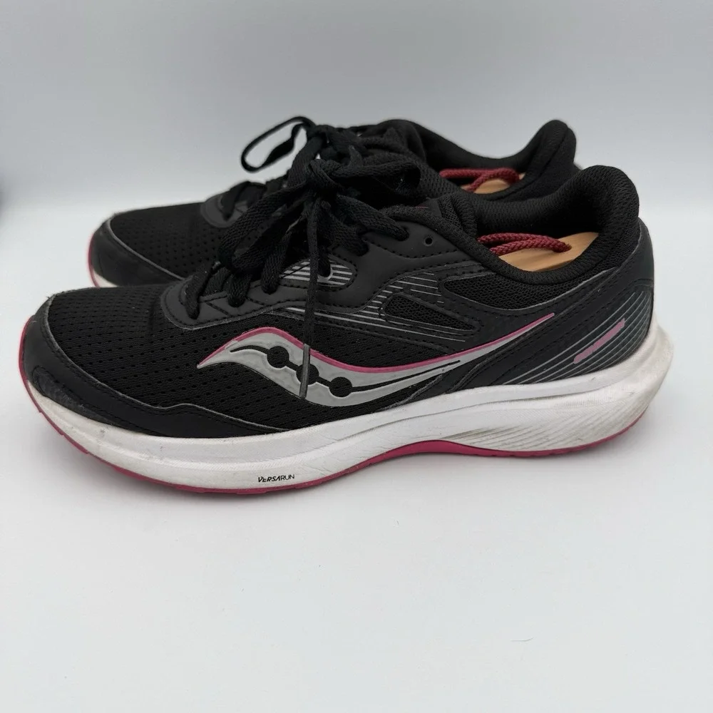 Saucony Cohesion 16 Women's Size 9.5 US Black Pink Running Sneaker‎ S10781-10